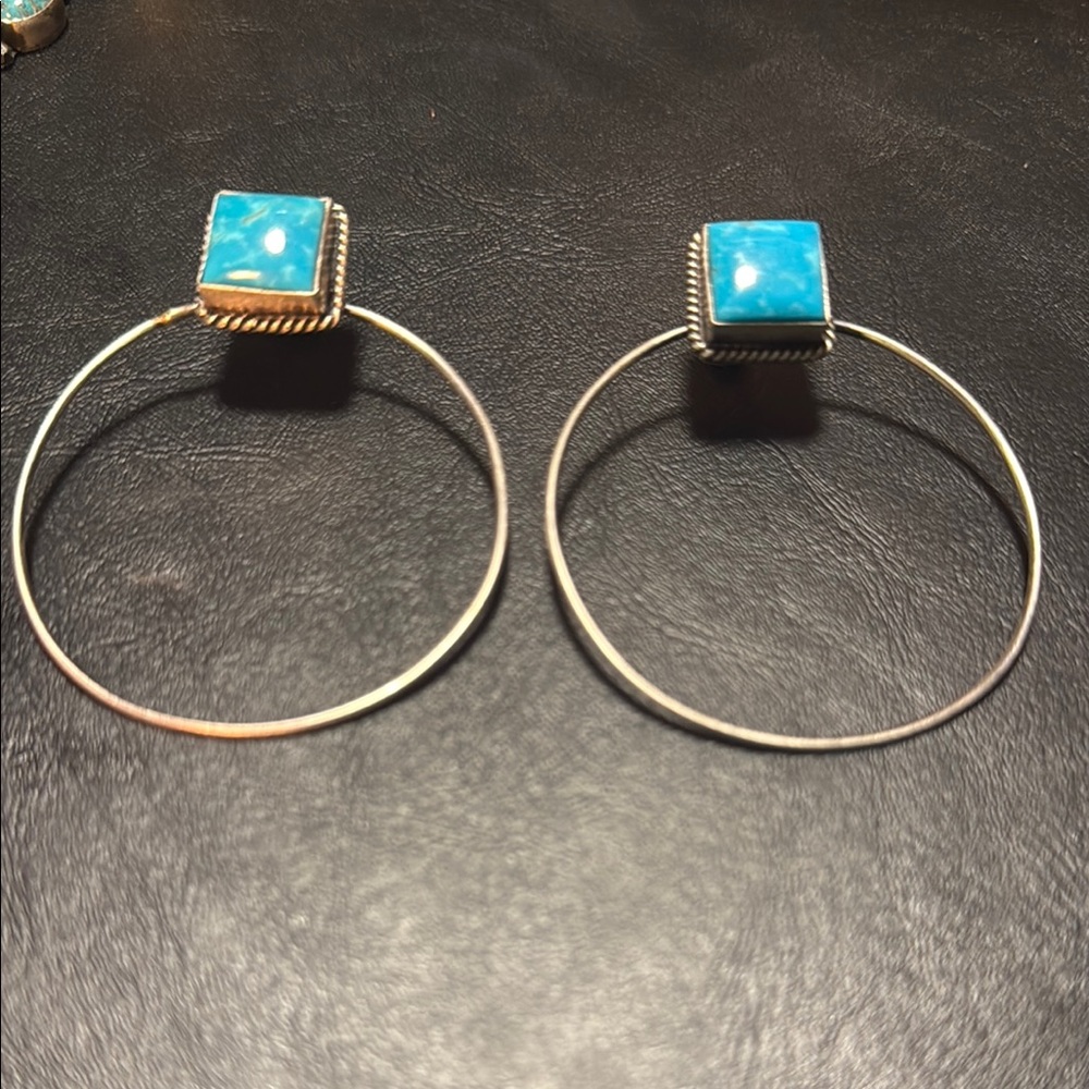 Elouise Kee Kingman Turquoise hoop earrings.